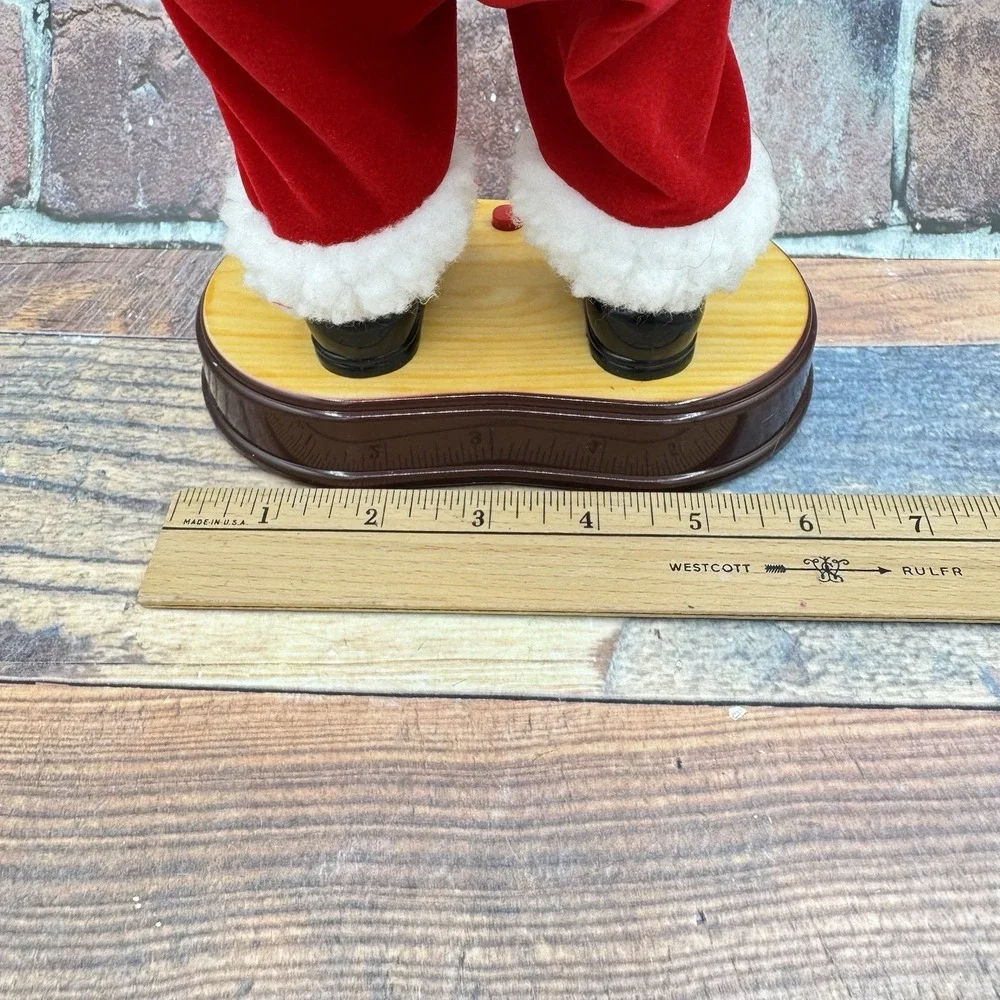 Hip Swinging Santa Claus Gemmy Original Box Tested Y2K Vintage 1998 Christmas